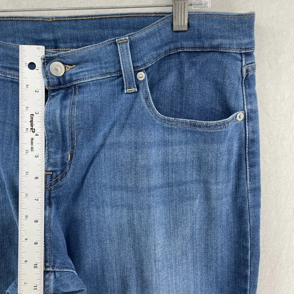 Levi's Pants Womens Sz 32 Blue Denim Stretch Straight Leg Highrise Cropped Jeans - Picture 4 of 11